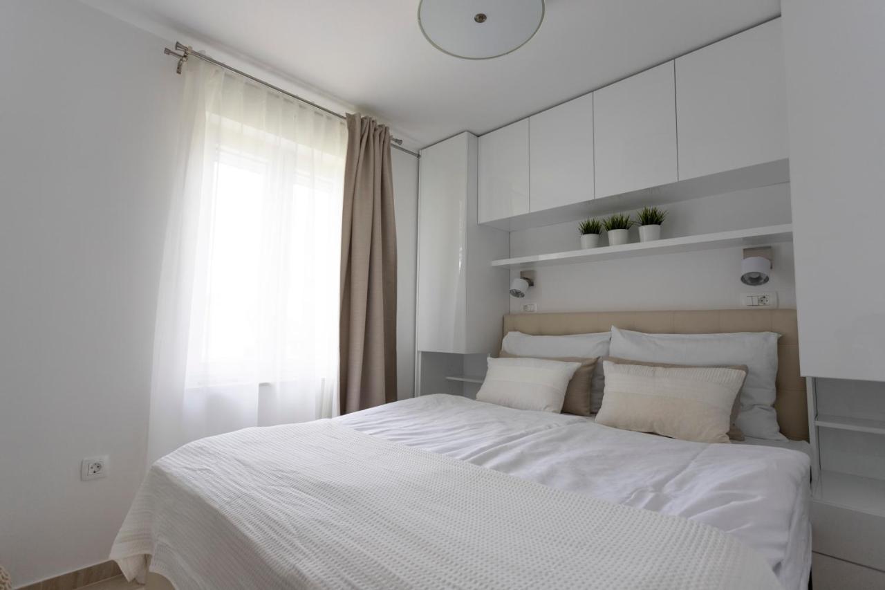 מאלינסקה Luxury Mantinela Apartment מראה חיצוני תמונה